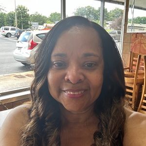 Meet your Posher, Zola